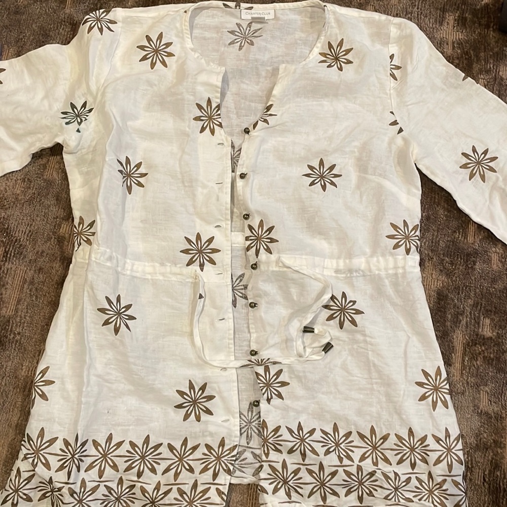 Women’s Charter Club floral top